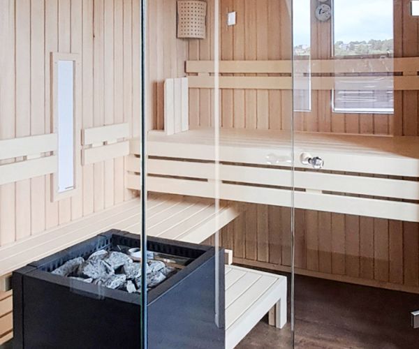 Sauna unter runder Dachschräge im Filstal